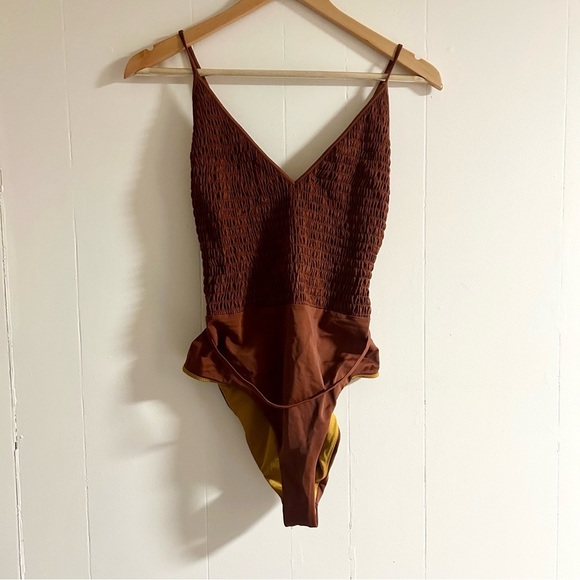 Scotch & Soda Smocked Detailed One-Piece Swimsuit in Brown sz L - Picture 3 of 6